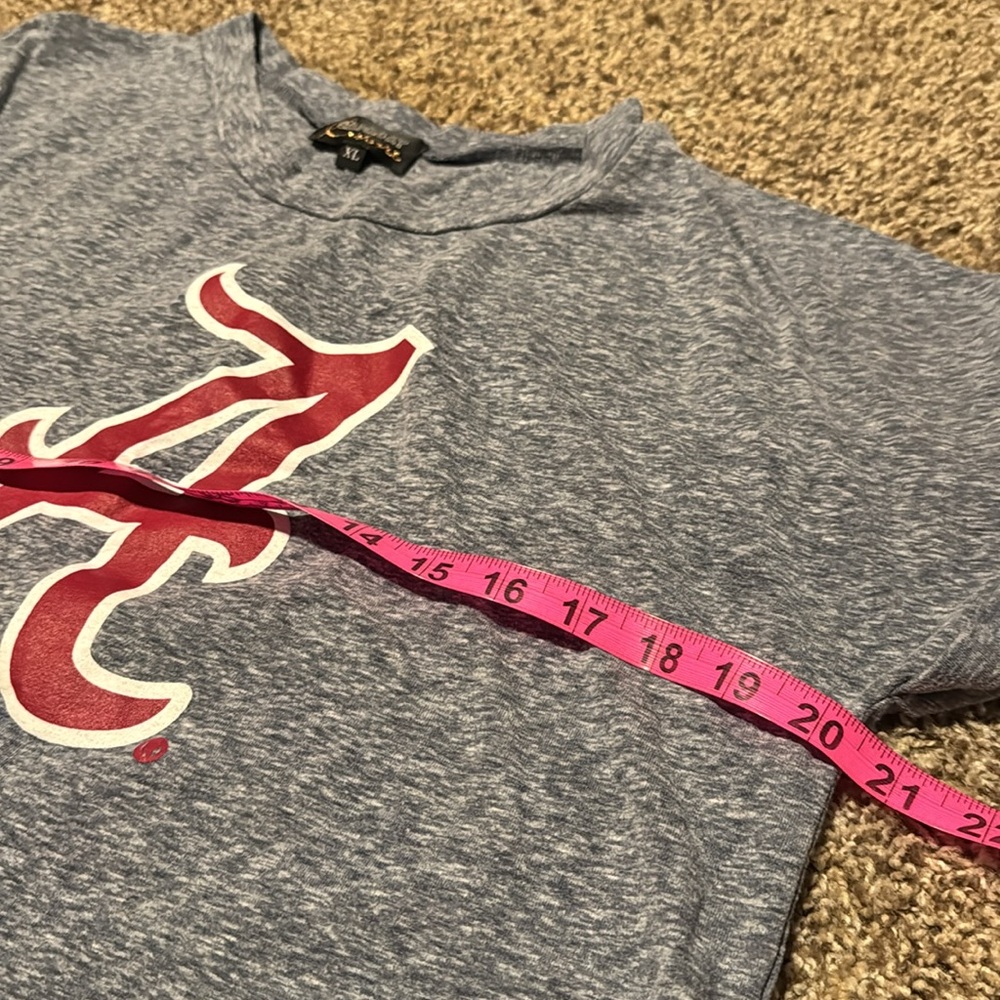Alabama Crimson Tide blue heathered asymmetrical hem logo t-shirt (XL) - EUC! - Picture 6 of 13